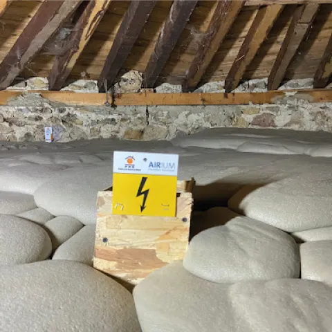 mousse-airium-combles.jpg